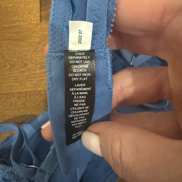 Montelle bra 32D brand new never worn - Picture 10 of 10